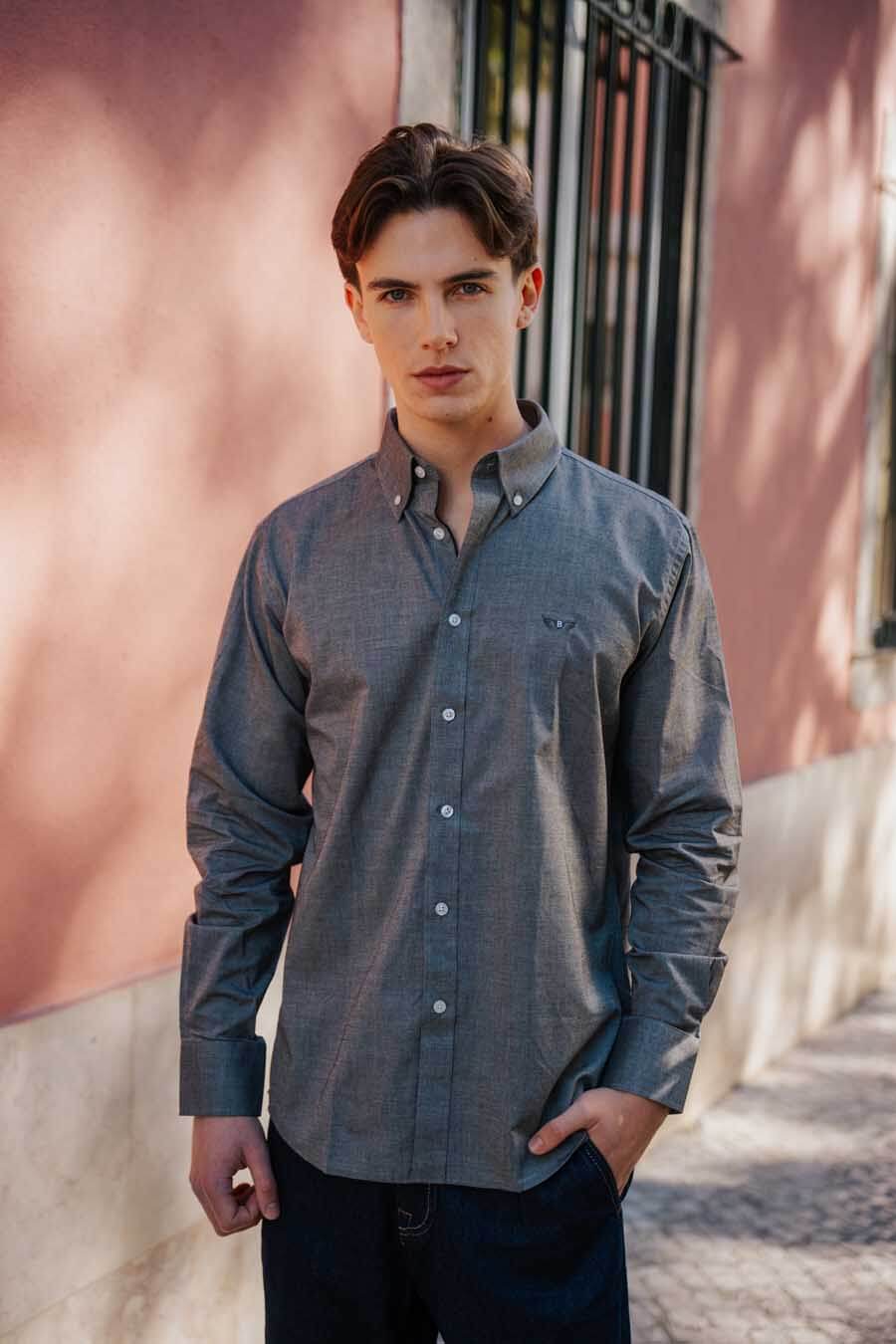Camisa cinza
