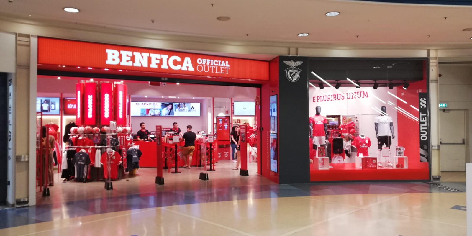 Benfica Official Outlet, Odivelas, Lisboa