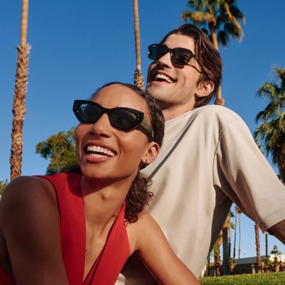 Sunglass Hut